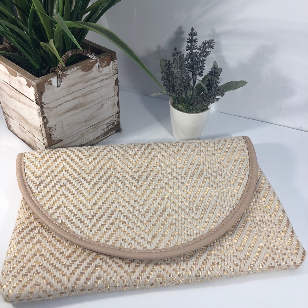 Express Clutch purse by Shiraleah